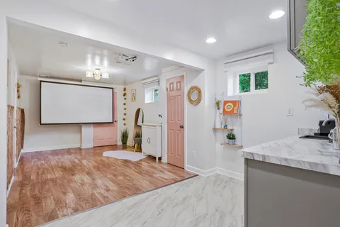 $1,250,000 | 11117 Whisperwood Lane, North Bethesda, MD 20852