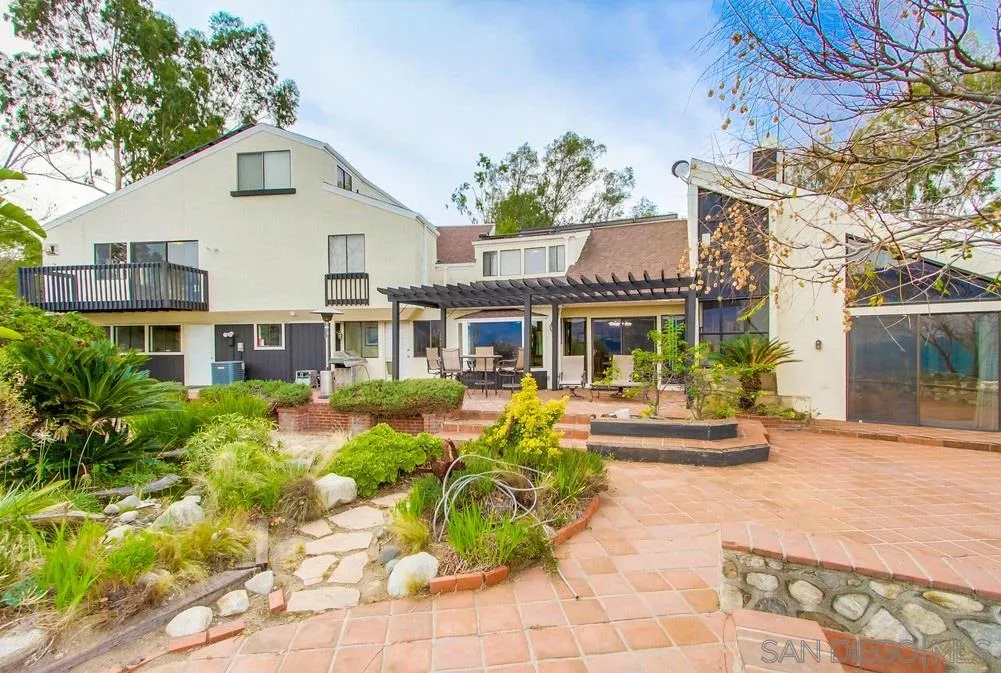 31130 Pauma Heights Road Valley Center, CA 92082 - Photo 3 of 63 Gallery Image 3