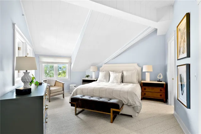 $1,899,000 | 125 Corys Lane, Portsmouth, RI 02871