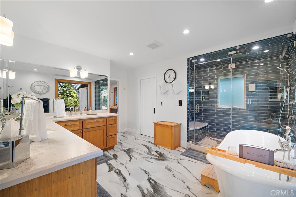 17879 Ridgeway Road Granada Hills, CA 91344 - Photo 29 of 75 Gallery Image 29