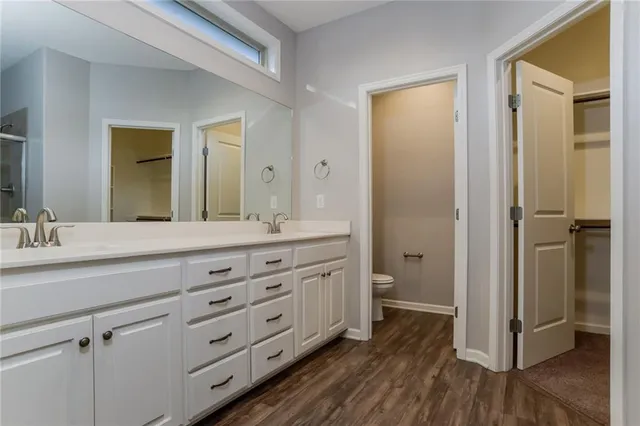 $2,405 | 215 Northeast Katie Court, Grain Valley, MO 64029