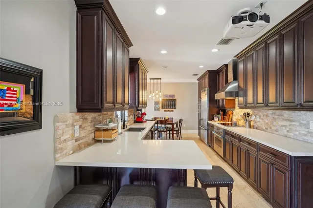 a view of a kitchen area