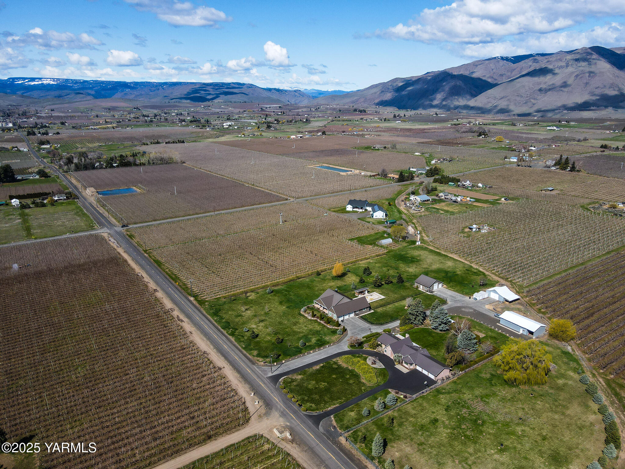 795 Rosenkranz Road Tieton, WA 98947 - Photo 8 of 34 DJI_0570