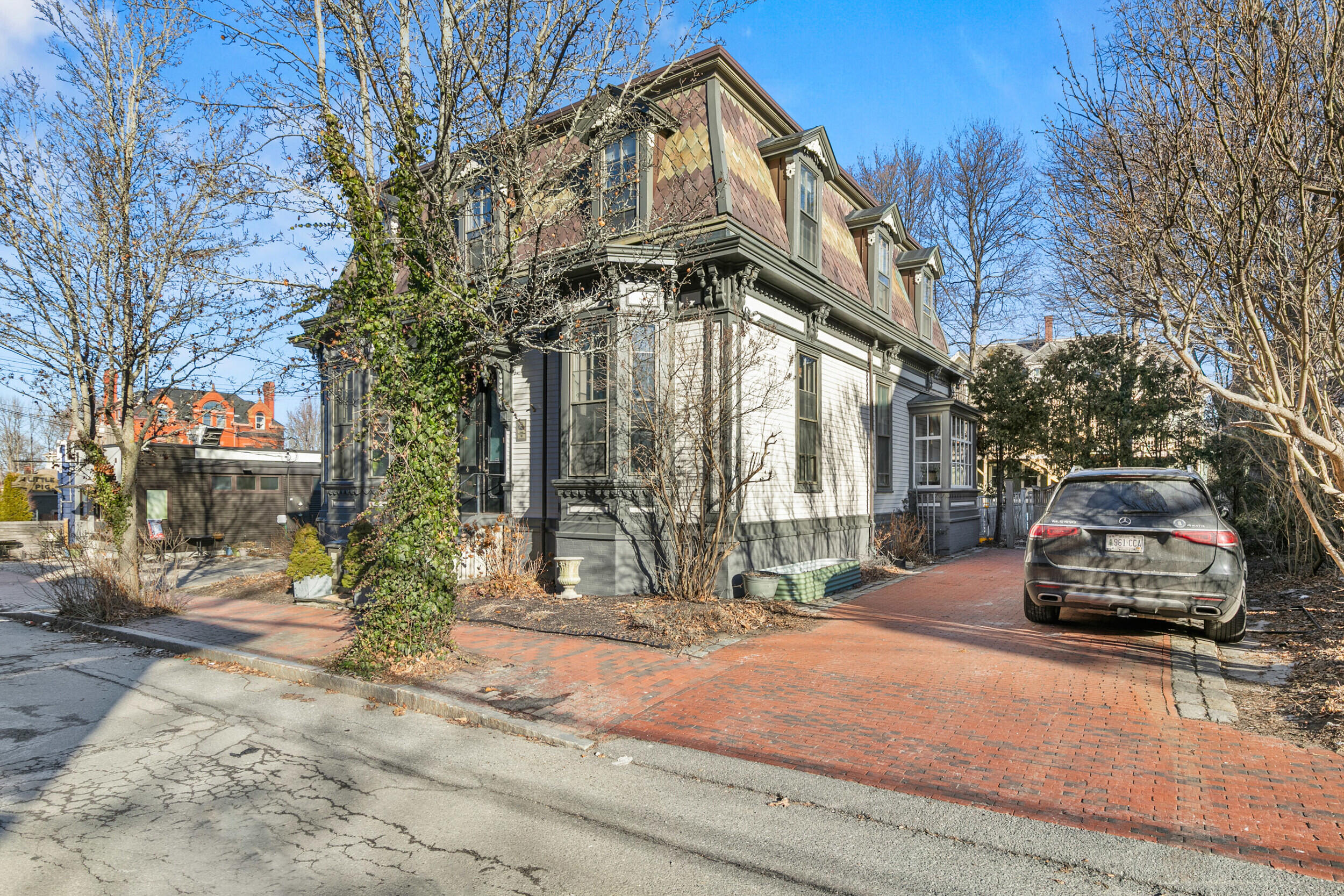 4 Walker Street Portland, ME 04102 - Photo 2 of 42 4 walker st, portland_37