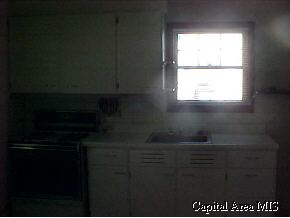 2160 East Hood Street Springfield, IL 62703 - Photo 8 of 8 Gallery Image 8