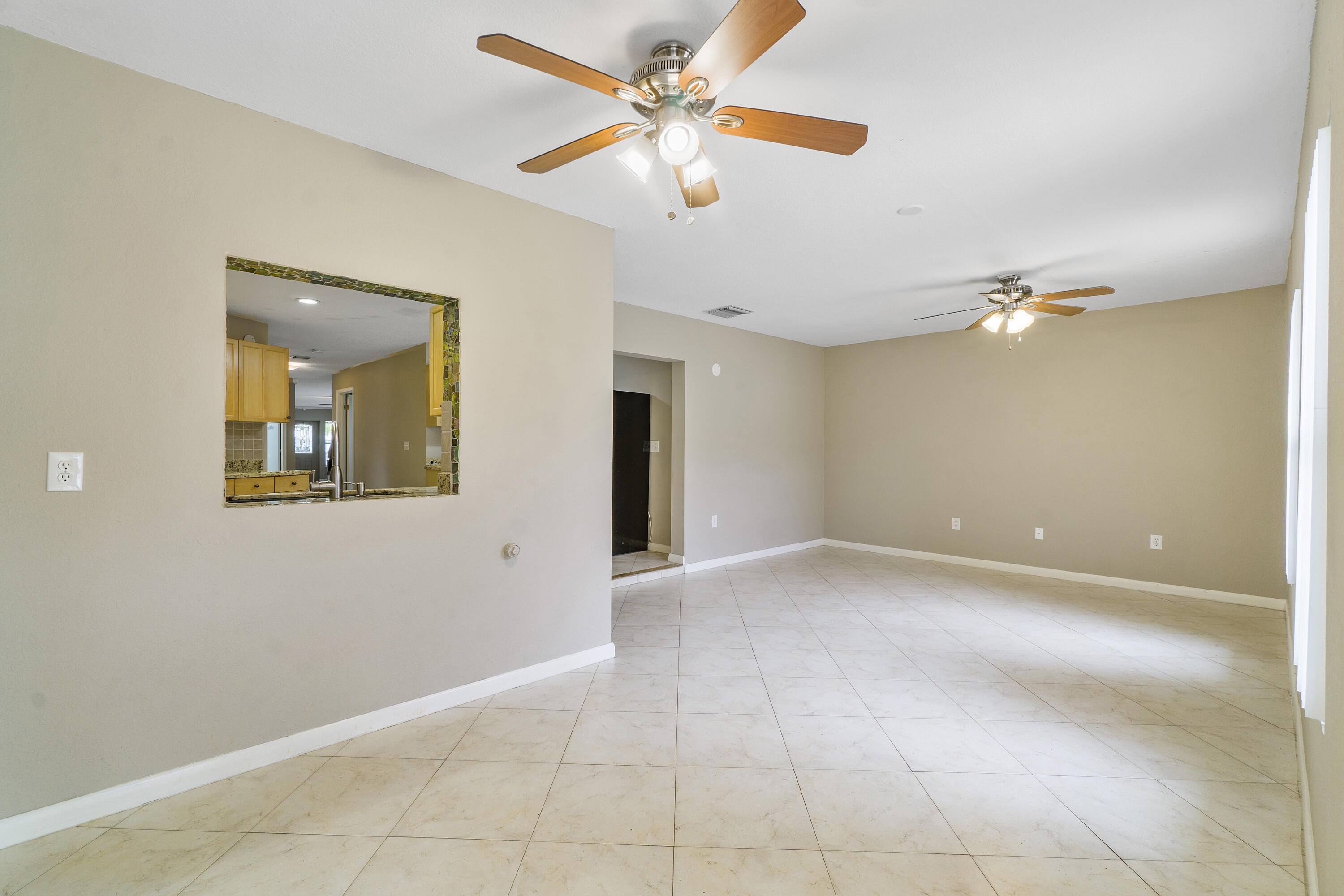 5199 1st Road Lake Worth, FL 33467 - Photo 32 of 35 Family Room
