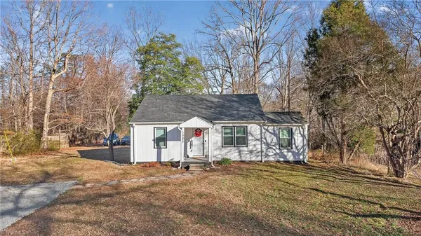 $195,000 | 1005 Stokesburg Road, Walnut Cove, NC 27052