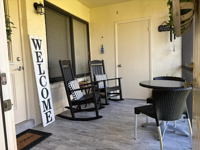 a view of a interior of the house