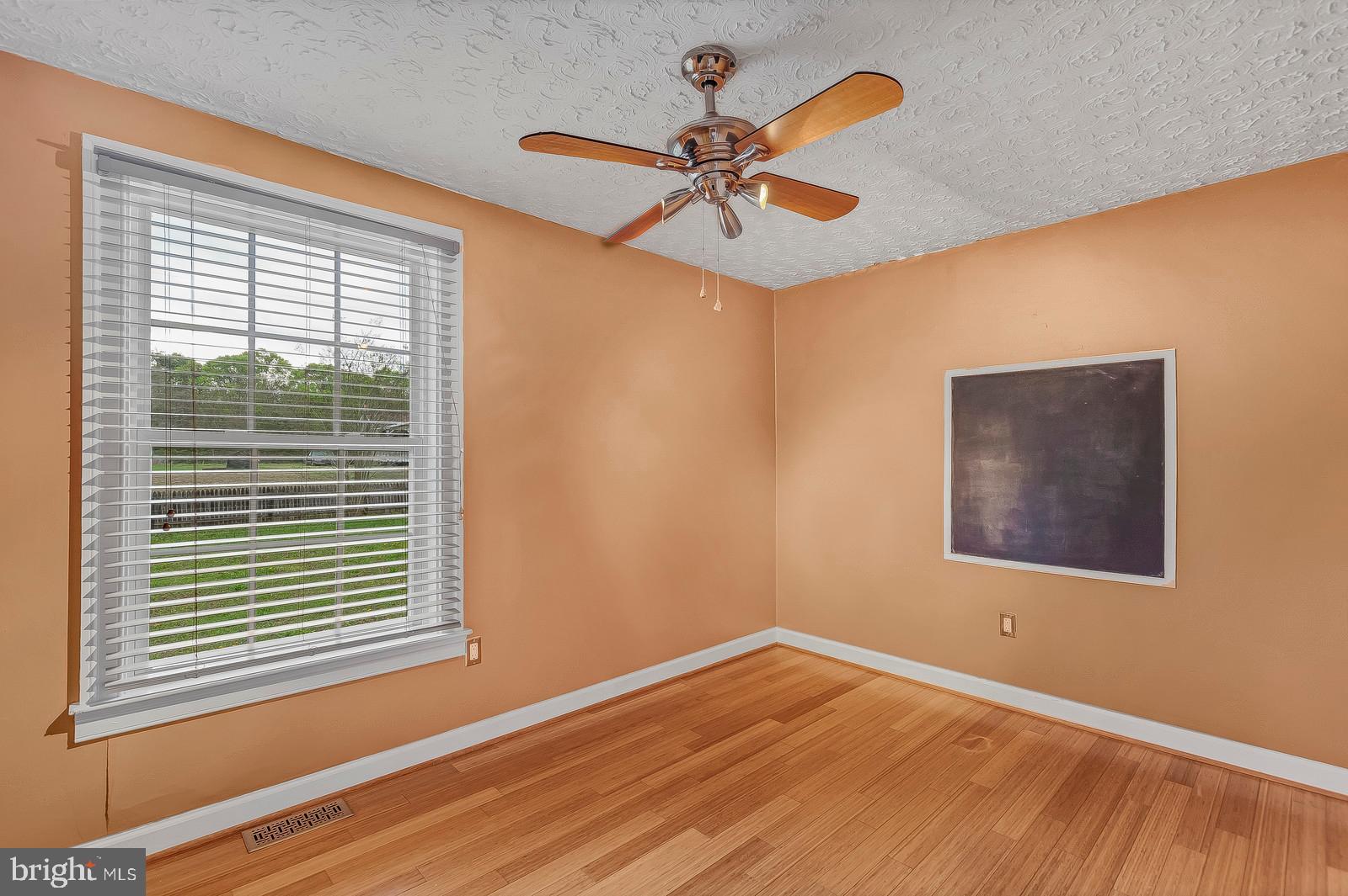 476 Bafford Road Lusby, MD 20657 - Photo 15 of 28 Bedroom2