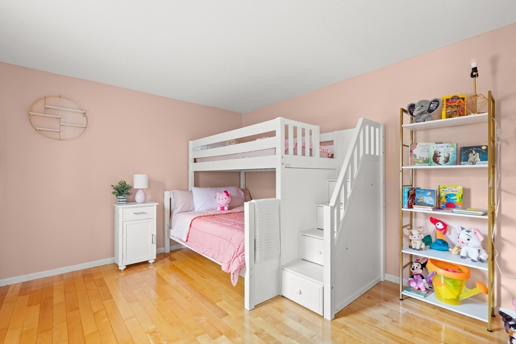 4203 Woodbridge Road, Unit 4203 Peabody, MA 01960 - Photo 15 of 31 Gallery Image 15