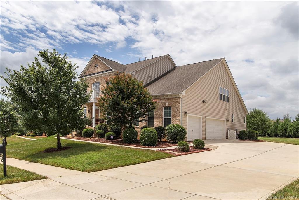 7811 Wiltshire Ridge Road Charlotte, NC 28269 - Photo 37 of 37 Gallery Image 37