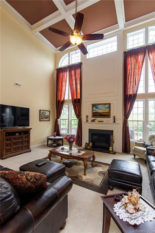 7811 Wiltshire Ridge Road Charlotte, NC 28269 - Photo 8 of 37 Gallery Image 8