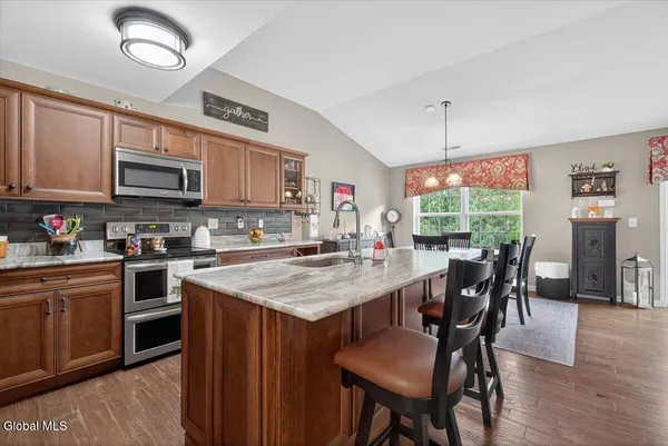 $325,000 | 114 Cherry Blossom Court, Rotterdam, NY 12306