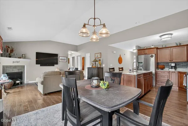 $325,000 | 114 Cherry Blossom Court, Rotterdam, NY 12306