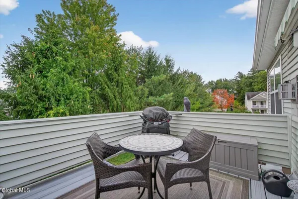 $325,000 | 114 Cherry Blossom Court, Rotterdam, NY 12306