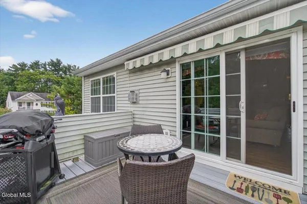 $325,000 | 114 Cherry Blossom Court, Rotterdam, NY 12306