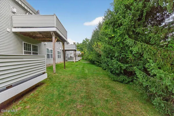 $325,000 | 114 Cherry Blossom Court, Rotterdam, NY 12306