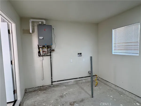 $2,650 | 296 North Allen Street, Unit 3, San Bernardino, CA 92408