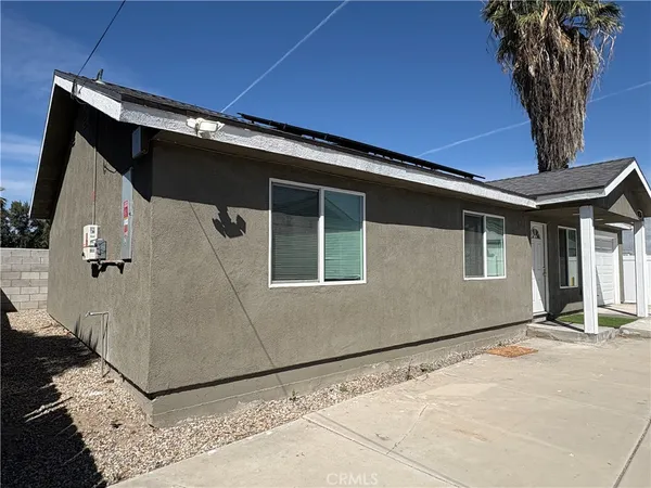 $2,650 | 296 North Allen Street, Unit 3, San Bernardino, CA 92408