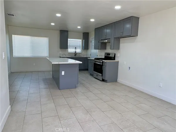 $2,650 | 296 North Allen Street, Unit 3, San Bernardino, CA 92408