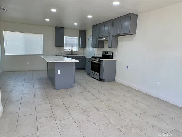 $2,650 | 296 North Allen Street, Unit 3, San Bernardino, CA 92408
