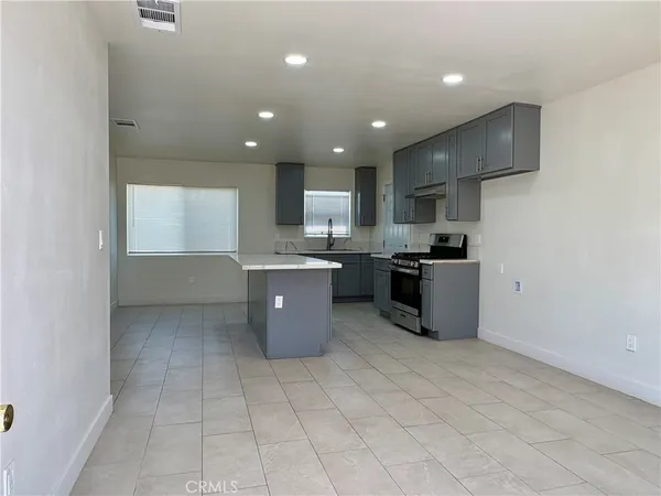 $2,650 | 296 North Allen Street, Unit 3, San Bernardino, CA 92408