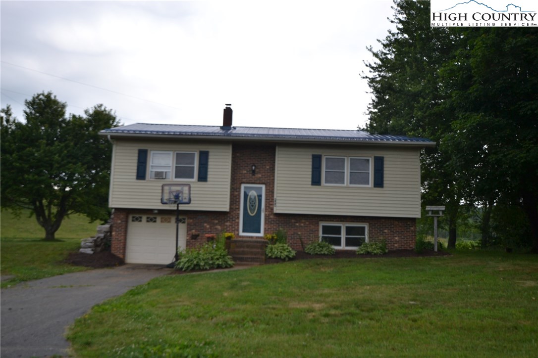 884 Greensboro Road Crumpler, NC 28617 - Photo 8 of 8 Gallery Image 8