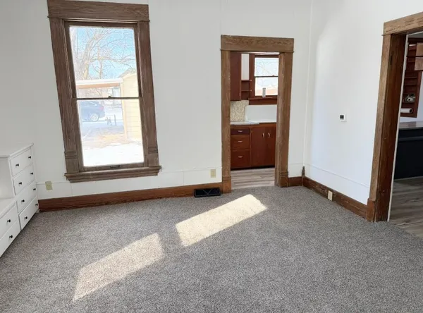 $115,000 | 206 South 4th Street, Iola, KS 66749
