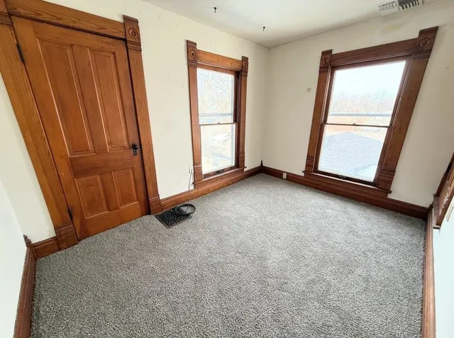 $125,000 | 206 South 4th Street, Iola, KS 66749