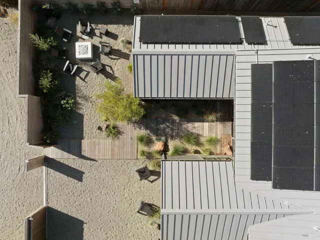 $6,300,000 | 297 Seadrift Road, Stinson Beach, CA 94970