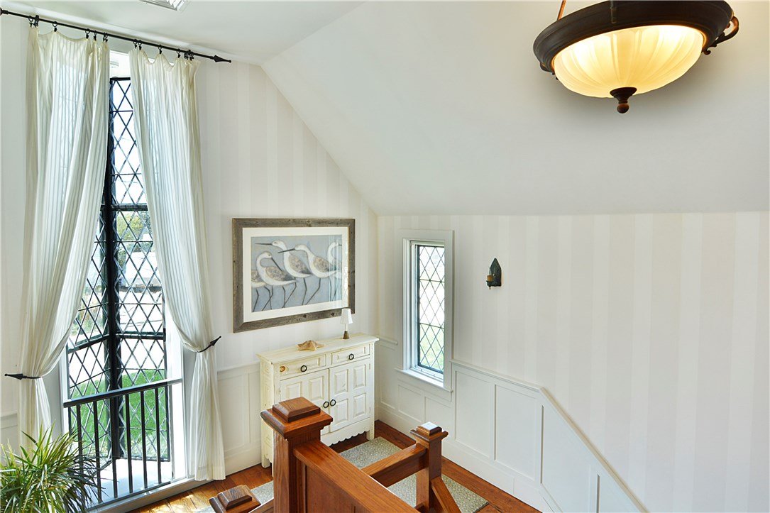 246 Colonel John Gardner Road Narragansett, RI 02882 - Photo 22 of 39