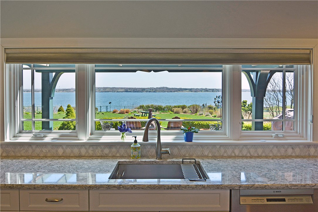 246 Colonel John Gardner Road Narragansett, RI 02882 - Photo 9 of 39