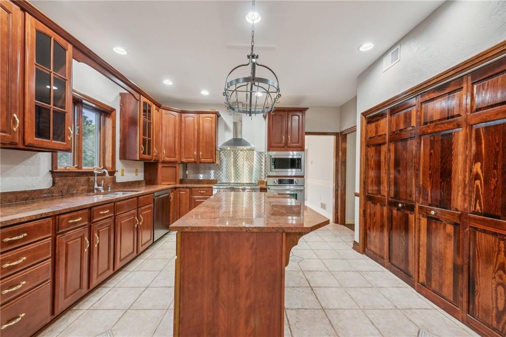 601 Waterdam Road Canonsburg, PA 15317 - Photo 9 of 46 Gallery Image 9