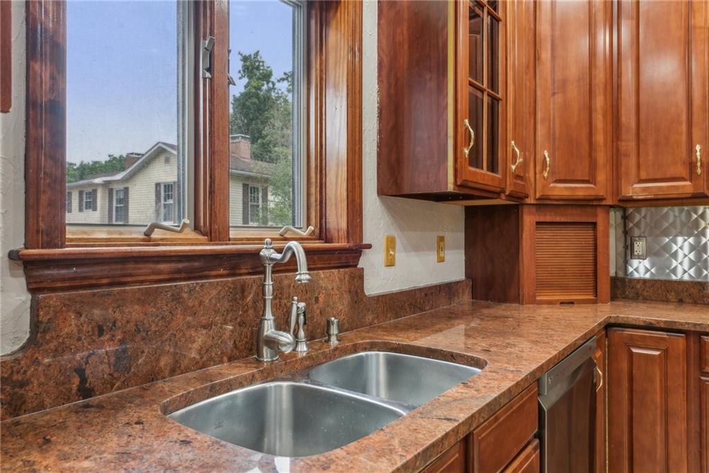 601 Waterdam Road Canonsburg, PA 15317 - Photo 10 of 46 Gallery Image 10