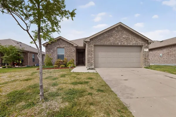 $1,650 | 1412 Waverley Drive, Greenville, TX 75402