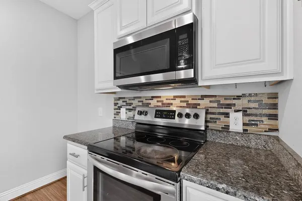 $1,650 | 1412 Waverley Drive, Greenville, TX 75402