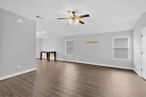 $1,650 | 1412 Waverley Drive, Greenville, TX 75402