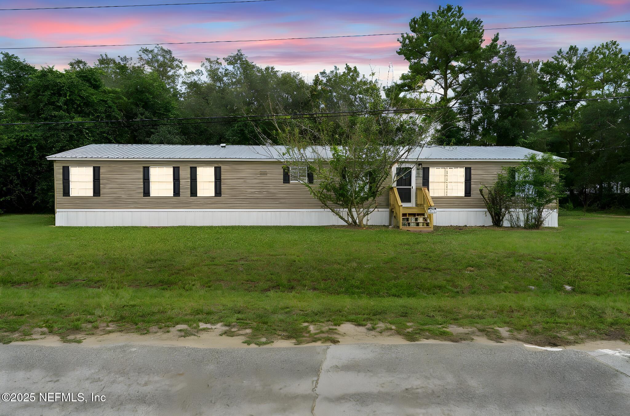 125 Mourning Dove Road Satsuma, FL 32189 - Photo 1 of 46 MD