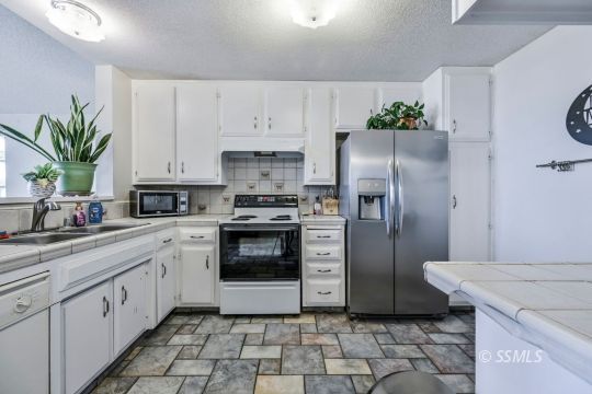 328 West Ward Avenue Ridgecrest, CA 93555 - Photo 9 of 21 Gallery Image 9