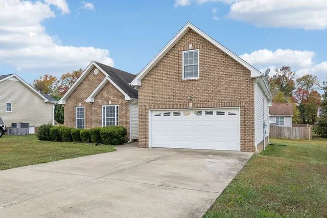 $364,900 | 238 Clydesdale Lane, Springfield, TN 37172