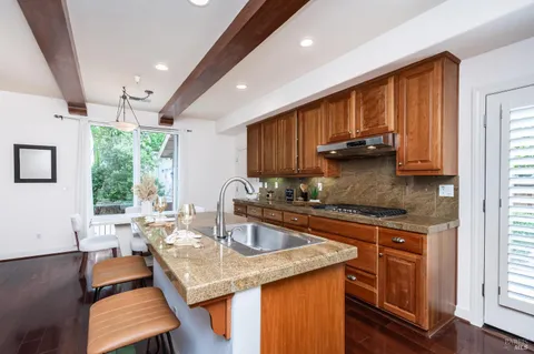 $1,888,000 | 920 2nd Street East, Sonoma, CA 95476