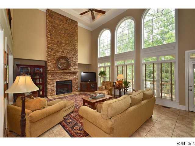 429 Hendon Row, Unit 43 Fort Mill, SC 29715 - Photo 6 of 16 Gallery Image 6