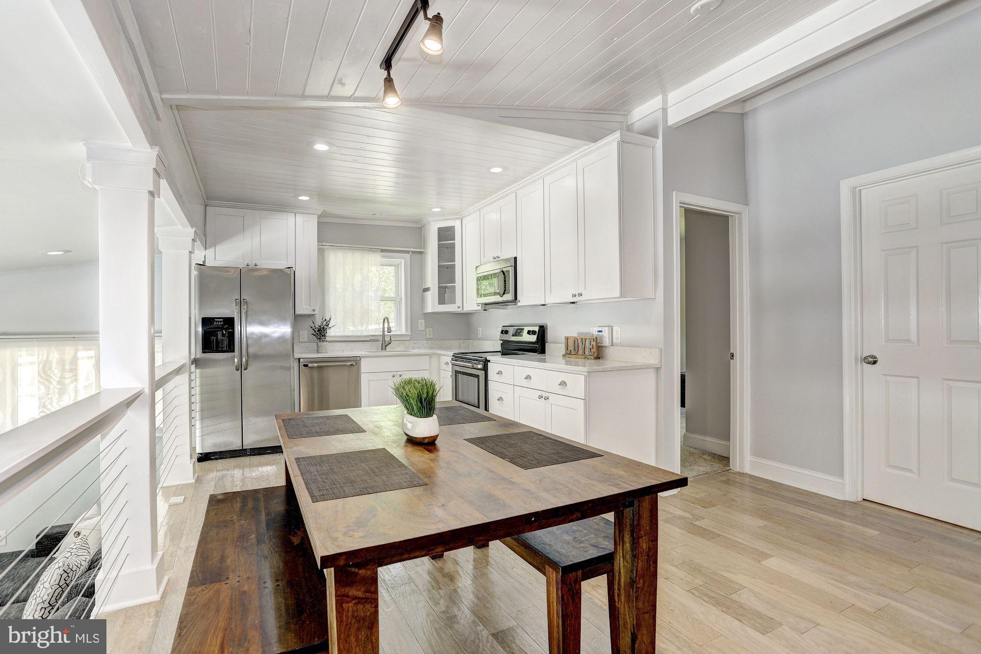 2808 Glen Isle Road Riva, MD 21140 - Photo 6 of 24 Kitchen