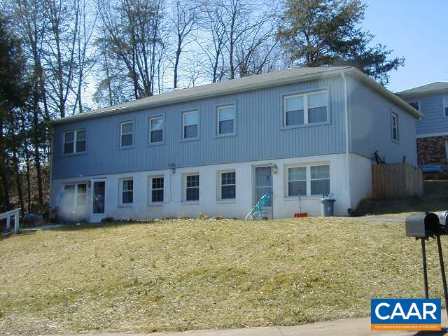 124 Middlesex Drive, Unit B Charlottesville, VA 22901 - Photo 17 of 38 a front view of a house with a yard