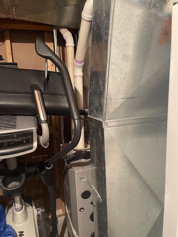 19 Annies Way Springfield, MA 01119 - Photo 18 of 41 a close view of closet