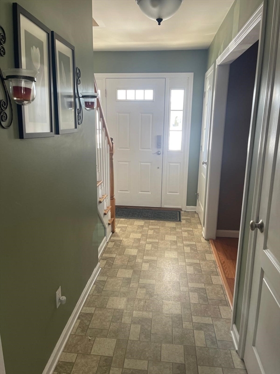 19 Annies Way Springfield, MA 01119 - Photo 37 of 41