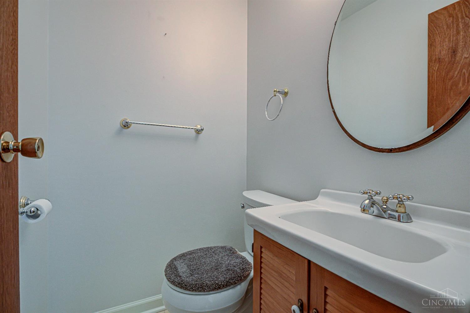 918 Yorkhaven Road Springdale, OH 45240 - Photo 16 of 28