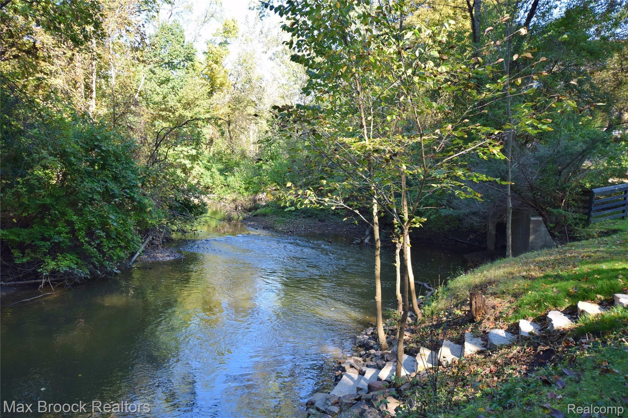 31825 Evergreen Road Franklin, MI 48025 - Photo 58 of 60 back yard 9.JPG