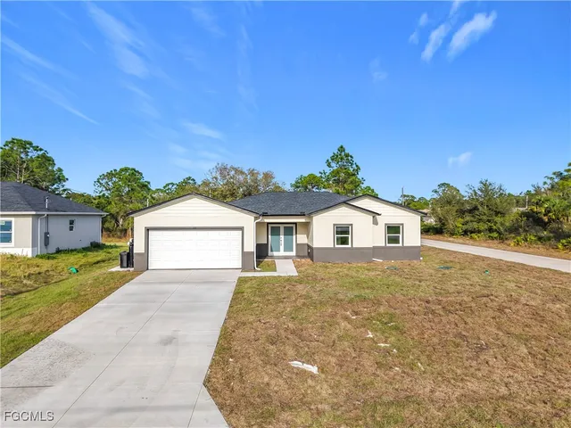 $329,000 | 336 Hermosa Avenue, Lehigh Acres, FL 33974
