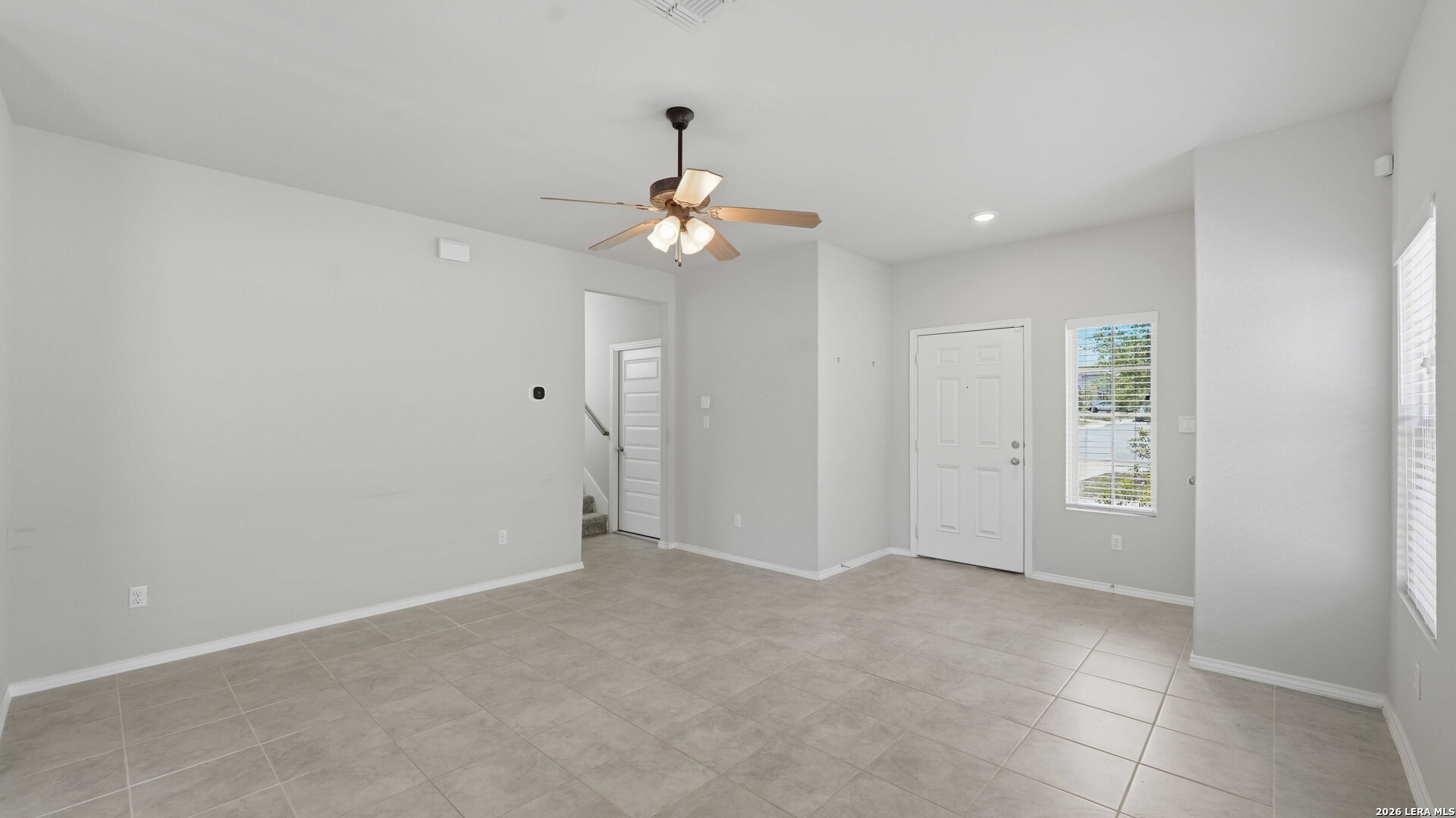 5502 Daniel Way St. Hedwig, TX 78152 - Photo 2 of 40